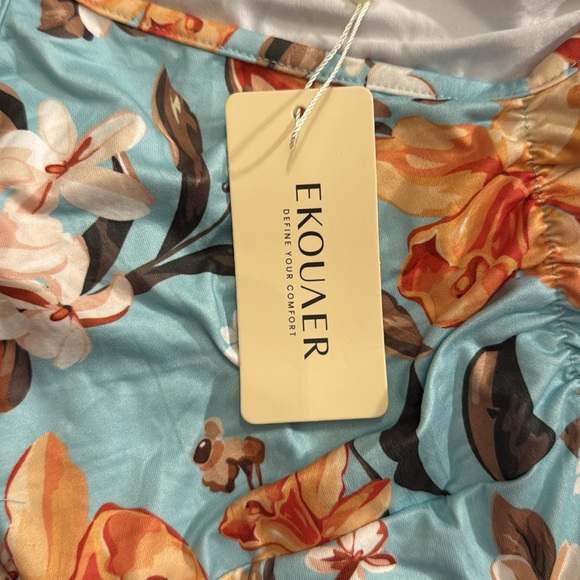 5 piece Women’s Sleepwear Lot - Picture 3 of 9